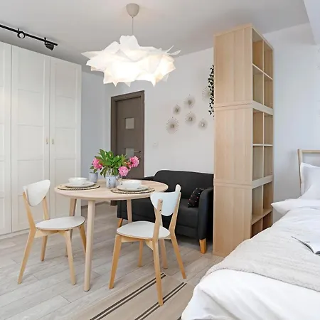 Apartment New & Cozy In Ghencea + Netflix Bucharest