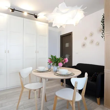 New & Cozy In Ghencea + Netflix Apartment *