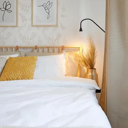 Apartment New & Cozy In Ghencea + Netflix Bukarest