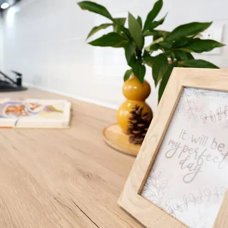 New & Cozy In Ghencea + Netflix * Bükreş