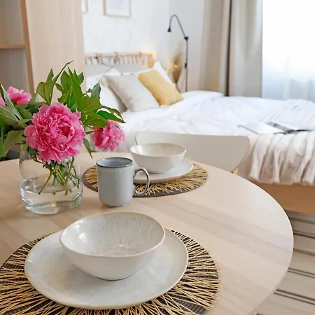 New & Cozy In Ghencea + Netflix * Bucharest
