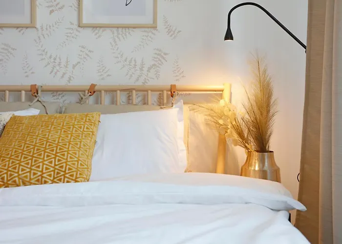 New & Cozy In Ghencea + Netflix * Bükreş