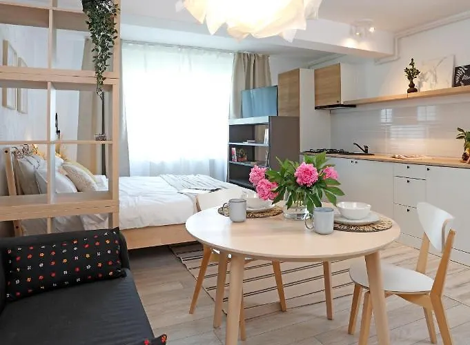 New & Cozy In Ghencea + Netflix *