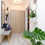 アパート New & Cozy In Ghencea + Netflix ブカレスト