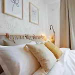 New & Cozy In Ghencea + Netflix Bucareste