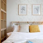 New & Cozy In Ghencea + Netflix Bucareste