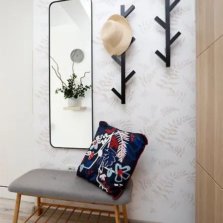 New & Cozy In Ghencea + Netflix Διαμέρισμα